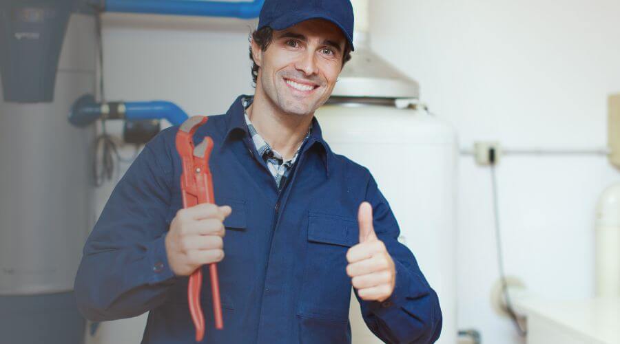 Expert burst pipe repair services in Richards, MO